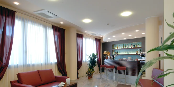 Pohoda v italském Lignanu: polopenze, vířivka, hotel 200 m od pláže