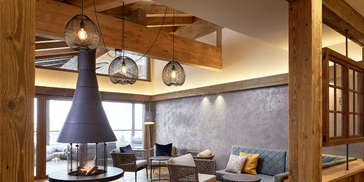 Krásný hotel v Tyrolsku: polopenze plus, neomezený wellness s infinit bazénem a výlety i golf