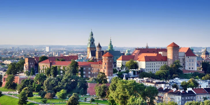 Pobyt v Krakově: moderní hotel uprostřed zeleně se snídaní, parkování zdarma