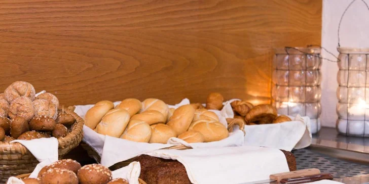 Dovolená v Mayrhofenu v Zillertalských Alpách: 3* hotel v Zillertalu, snídaně i výlety