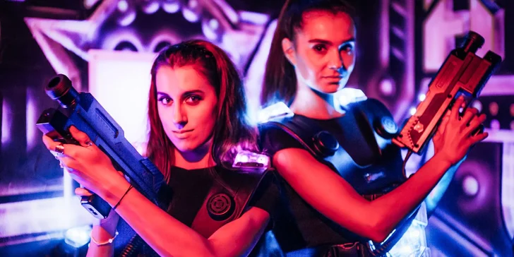 40 min. adrenalinu pro 4 osoby: laser game, laserové bludiště a 9D kino