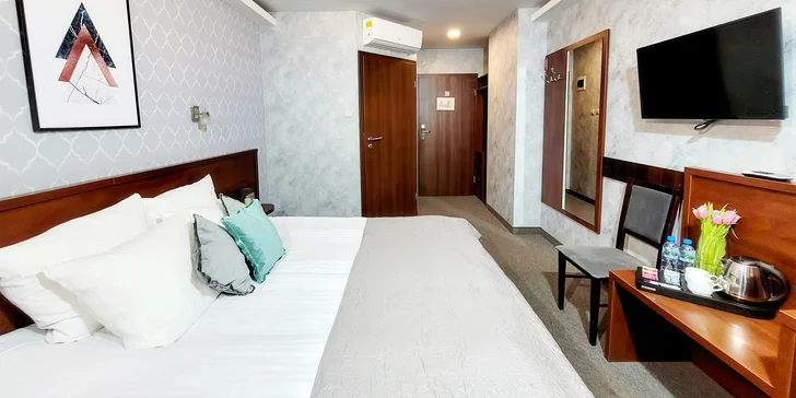 Pobyt v Krakově: moderní hotel uprostřed zeleně se snídaní, parkování zdarma
