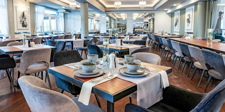 Pobyt v Krakově: moderní hotel uprostřed zeleně se snídaní, parkování zdarma