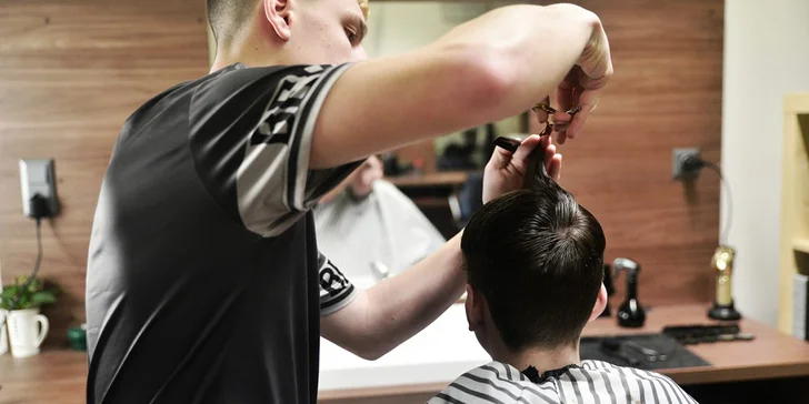 Barber Hustopeče: střih pro chlapce i nový účes vč. vousů pro pány