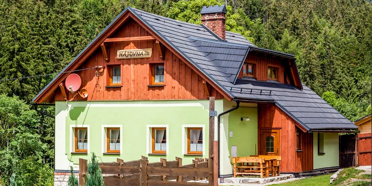 Pobyt na Dolní Moravě: zrekonstruované apartmány i horská chalupa až pro 14 osob