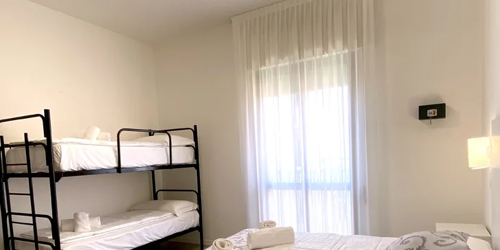 Dovolená v Itálii: 3* hotel v Caorle přímo u pláže se snídaní i plážový servis
