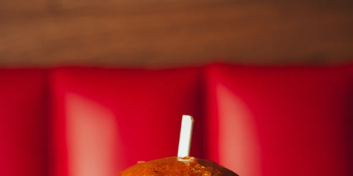Burger podle výběru z 6 druhů, hranolky a dip pro 1 nebo 2 osoby