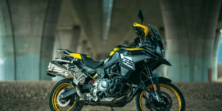 Pronájem motorky BMW na 1 den nebo celý týden i s možností příslušenství