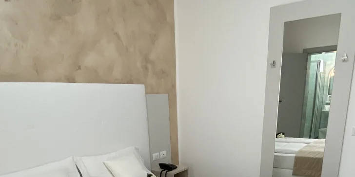 Léto v Caorle: hotel v klidné části u pláže a se snídaní, noc zdarma