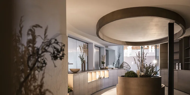 Italské Alpy: 4* hotel blízko sjezdovek s nádherným wellness a polopenzí, karta výhod