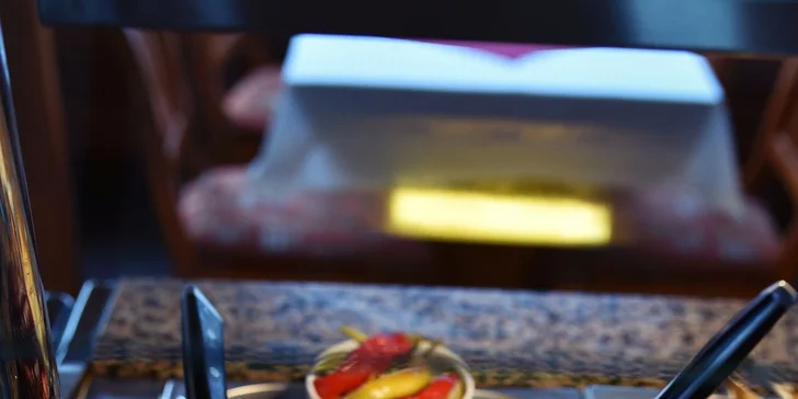 2hod. plavba po Vltavě s rautem all you can eat pro děti i dospělé