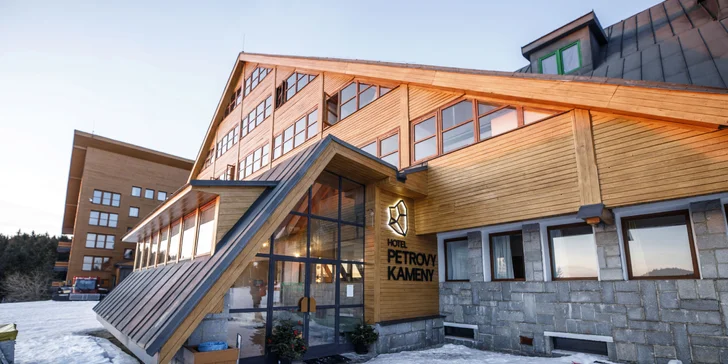 Ubytování v hotelu pod vrcholem Pradědu: snídaně či polopenze, wellness a spousta výletních cílů