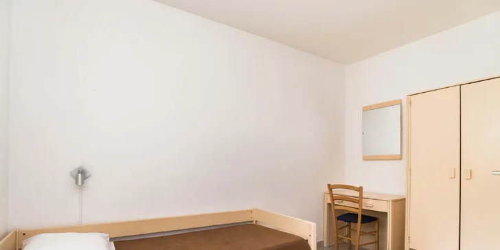 Apartmány na Istrii: jednoduché ubytování u pláže, bez stravy, se snídaní či polopenzí, first minute slevy