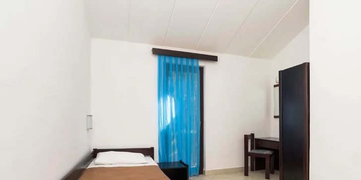 Apartmány na Istrii: jednoduché ubytování u pláže, bez stravy, se snídaní či polopenzí, first minute slevy