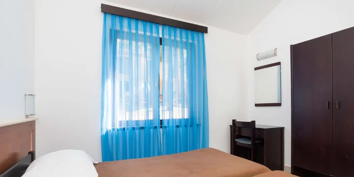 Apartmány na Istrii: jednoduché ubytování u pláže, bez stravy, se snídaní či polopenzí, first minute slevy