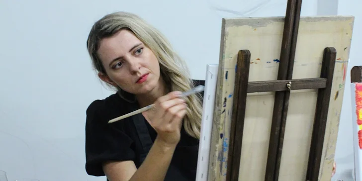 Art-degustace pro 1 či 2 osoby: zážitkový večer s malováním a ochutnávkou 6 vzorků vín
