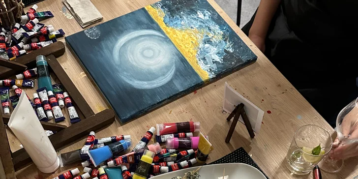 Art-degustace pro 1 či 2 osoby: zážitkový večer s malováním a ochutnávkou 6 vzorků vín