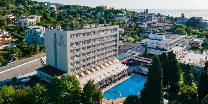 Autobusový zájezd na Zlaté Písky: 7 nocí v hotelu s bazénem a all inclusive