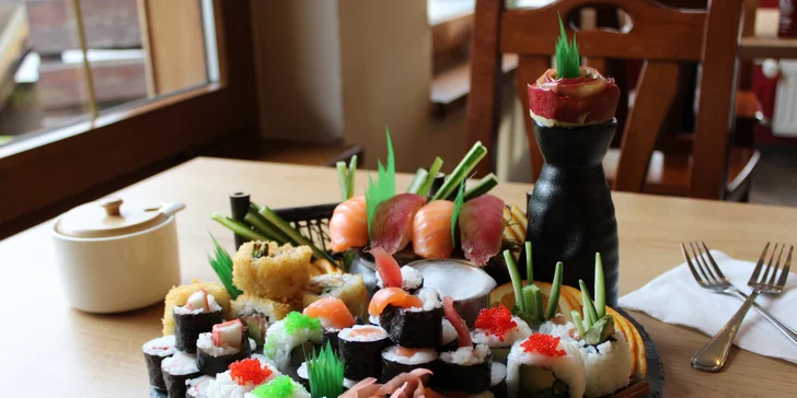 Sushi sety v nové asijské restauraci: 38–76 ks, losos, tuňák, avokádo i smažené krevety