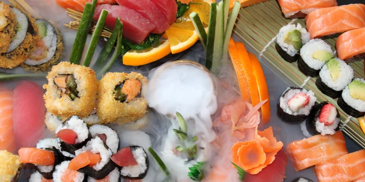 Sushi sety v nové asijské restauraci: 38–76 ks, losos, tuňák, avokádo i smažené krevety