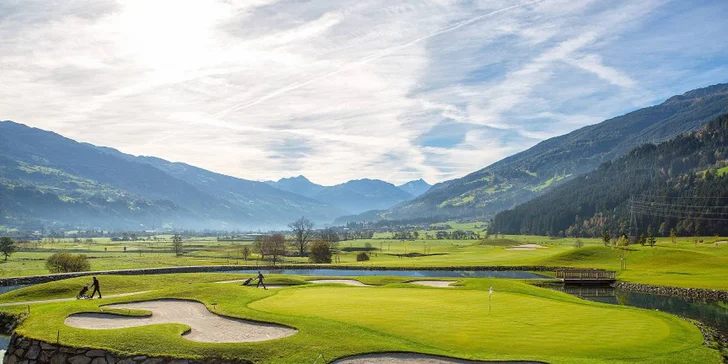 Krásný hotel v Tyrolsku: polopenze plus, neomezený wellness s infinit bazénem a výlety i golf
