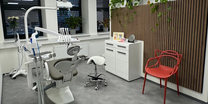 Zářivý úsměv: důkladná dentální hygiena ve Zlíně pro děti i dospělé