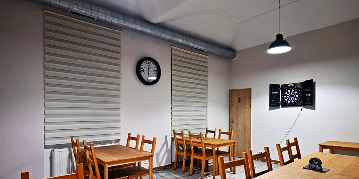 Pití a zábava až pro 6 osob: horký nápoj, prosecco, koktejly a deskovky