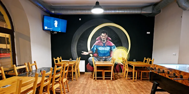 Pití a zábava až pro 6 osob: horký nápoj, prosecco, koktejly a deskovky