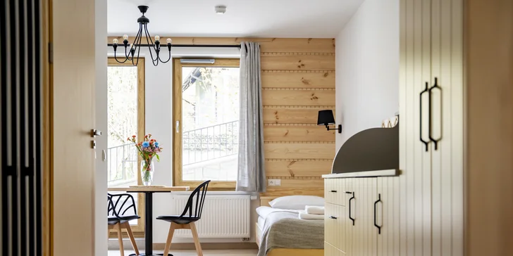 Polské Beskydy: moderní apartmány, snídaně a neomezený wellness