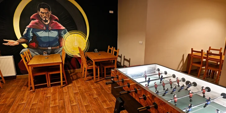 Pití a zábava až pro 6 osob: horký nápoj, prosecco, koktejly a deskovky