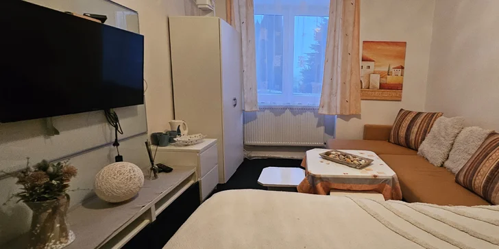 Penzion nedaleko Lipna až pro 4 osoby: snídaně a v létě bazén
