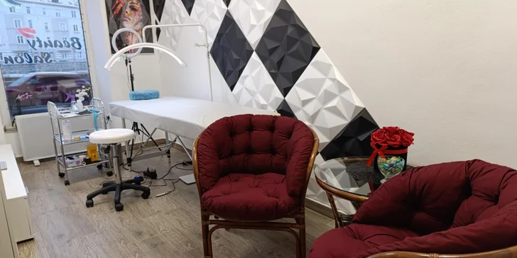 Perfektně nalíčená každý den: permanentní make-up očních linek, rtů i obočí