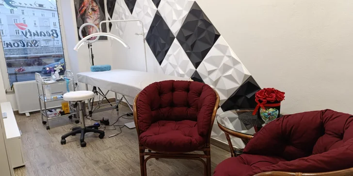 Perfektně nalíčená každý den: permanentní make-up očních linek, rtů i obočí
