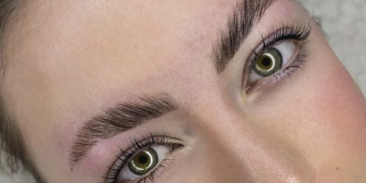 Krásné řasy a obočí: lash lifting a výživa řas i barvení, výživa a úprava obočí