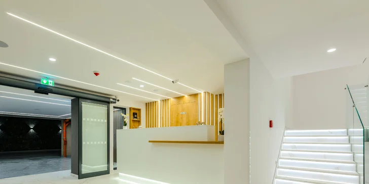 Pobyt v Brandýse nad Labem: moderní hotel i včetně snídaní na pokoj