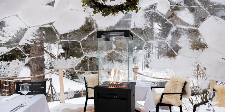 Čtyřchodové menu v iglú restaurace Končina pro 2–6 osob