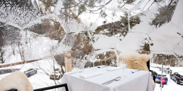 Čtyřchodové menu v iglú restaurace Končina pro 2–6 osob