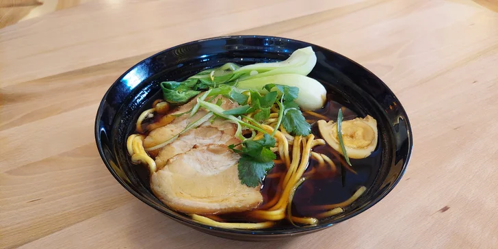 Ramen dle výběru pro jednoho či dva: s tofu, kuřecím i hovězím či mořskými plody