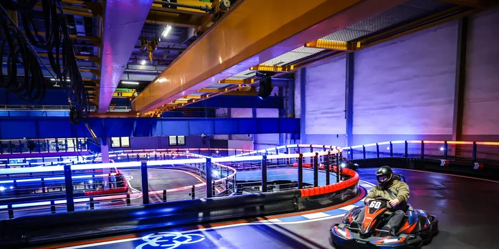 Game of Karts: závod plný akce, volant jako ve formuli a soupeř v zaměřovači