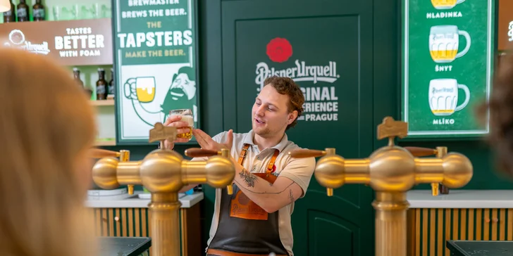 Staňte se mistrem výčepu: škola čepování v Pilsner Urquell Experience v Praze