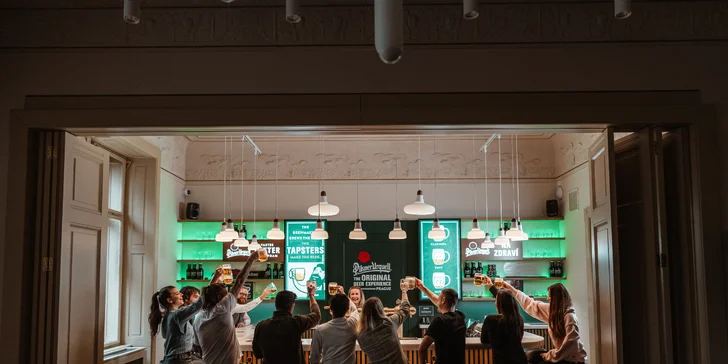 Staňte se mistrem výčepu: škola čepování v Pilsner Urquell Experience v Praze