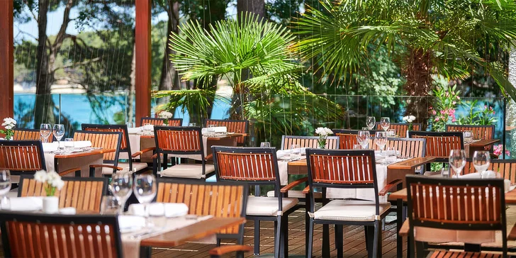 Dovolená na Istrii: 4* hotel s polopenzí, 2 děti do 11,9 let zdarma