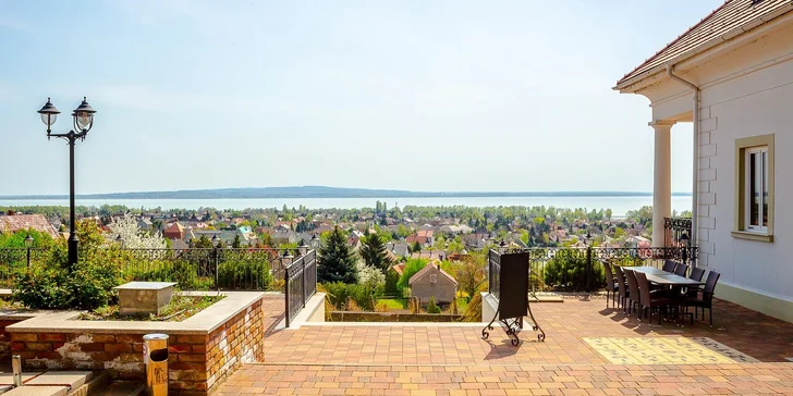 Dovolená u Balatonu: pobyt s polopenzí a neomezeným wellness v saunové zóně, vířivkách i bazénu, 2 děti zdarma