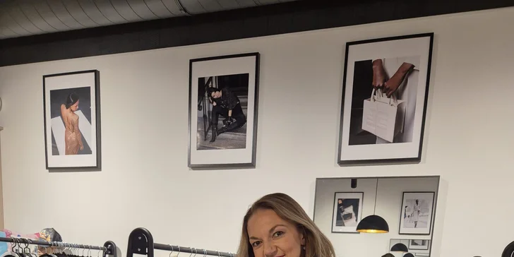 Proměna v andělskou ženu: profesionální líčení, styling a fotografie v Ateliéru Vulcano