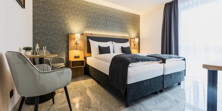 Pobyt v Brandýse nad Labem: moderní hotel i včetně snídaní na pokoj