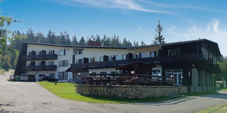 Dovolená v Horní Bečvě se snídaní: hotel blízko přehrady, turistických tras a sjezdovek