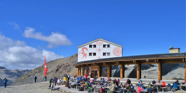 Švýcarské vrcholy, údolí Engadin a St. Moritz: 3 noci se snídaní, doprava tam i zpět, lanovky v ceně