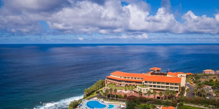 Letecky na Madeiru: hotel Montemar Palace**** kousek od oceánu, polopenze, bazén