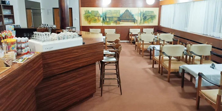 Dovolená v Horní Bečvě se snídaní: hotel blízko přehrady, turistických tras a sjezdovek