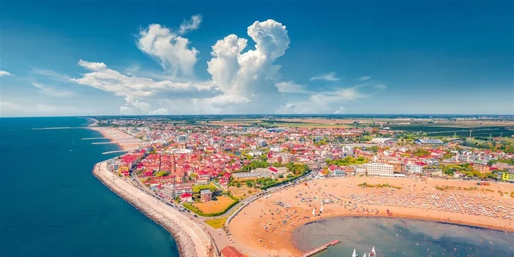 2denní koupání v Caorle a Bibione, vč. autobusové dopravy a 1 noci v hotelu se snídaní